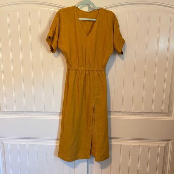 love ocean Dresses & Skirts - Love Ocean Skye Linen dress short sleeve midi autumn gold size XS